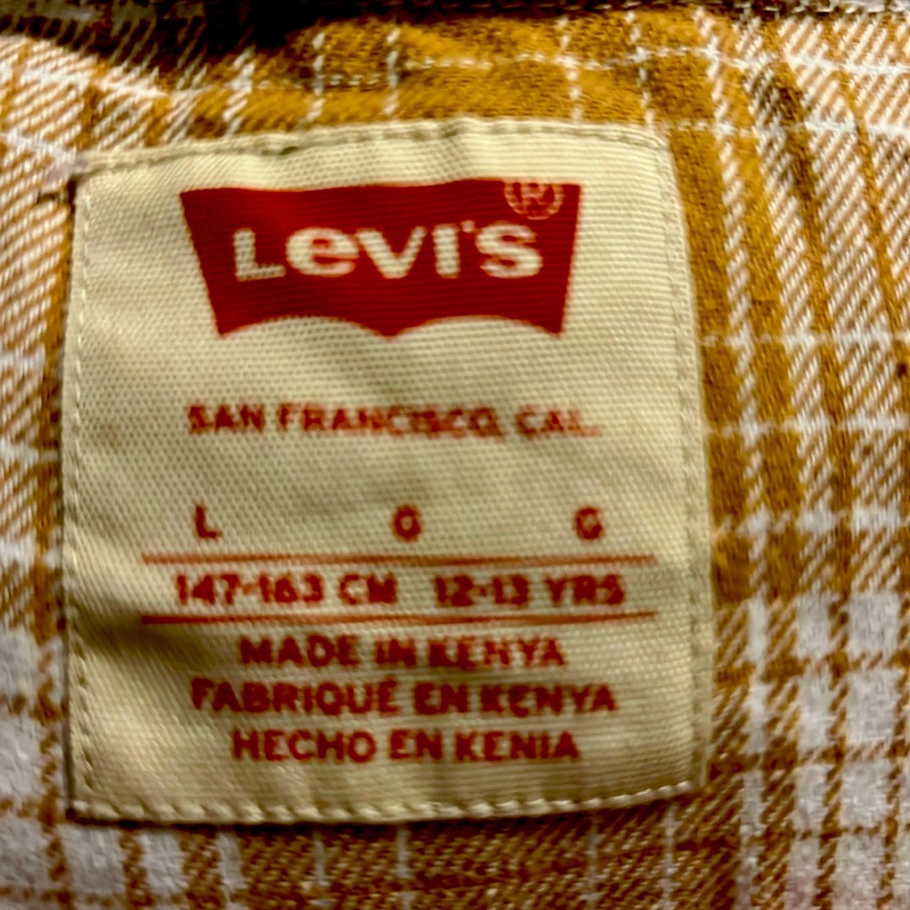 Long sleeve button down shirt Levi’s
